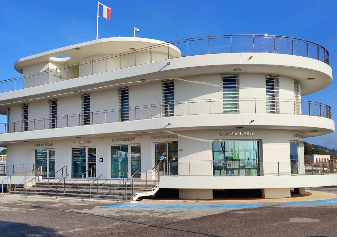 Mazet - A 300M De La Plage / Terrasse / Wifi / La Conciergerie Varoise La Londe-les-Maures Exteriör bild